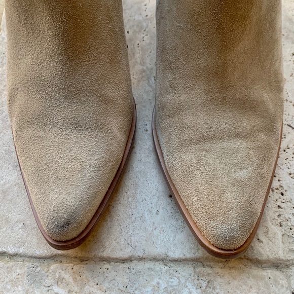 VINCE Suede Hamilton Chelsea Ankle Bootie in Clay 6.5 - Picture 12 of 16